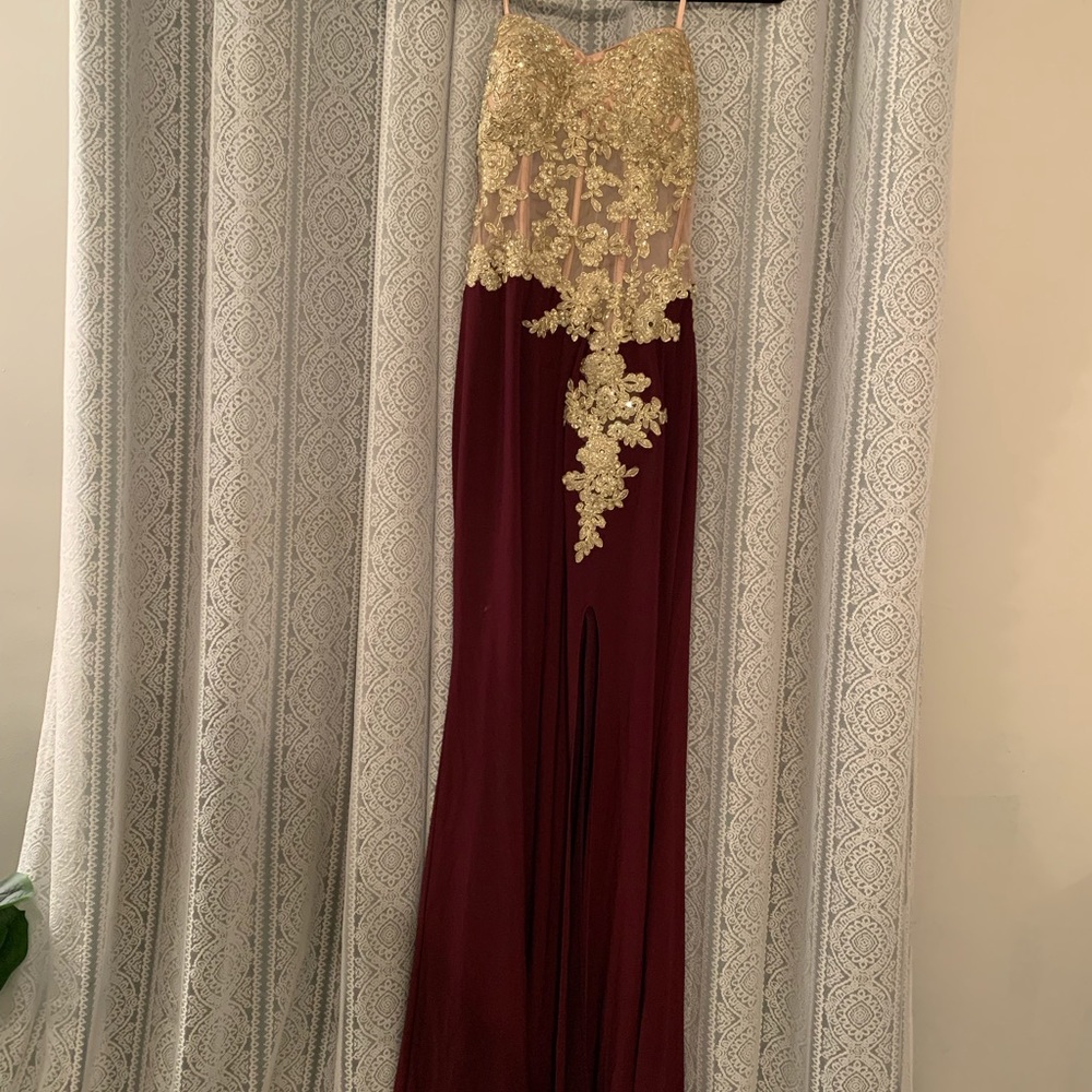 Size 3 Prom Dress.